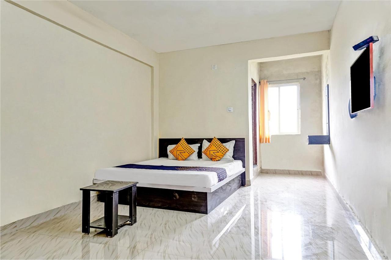 Spot On 81689 New Saiba Lodging Pune Exterior foto